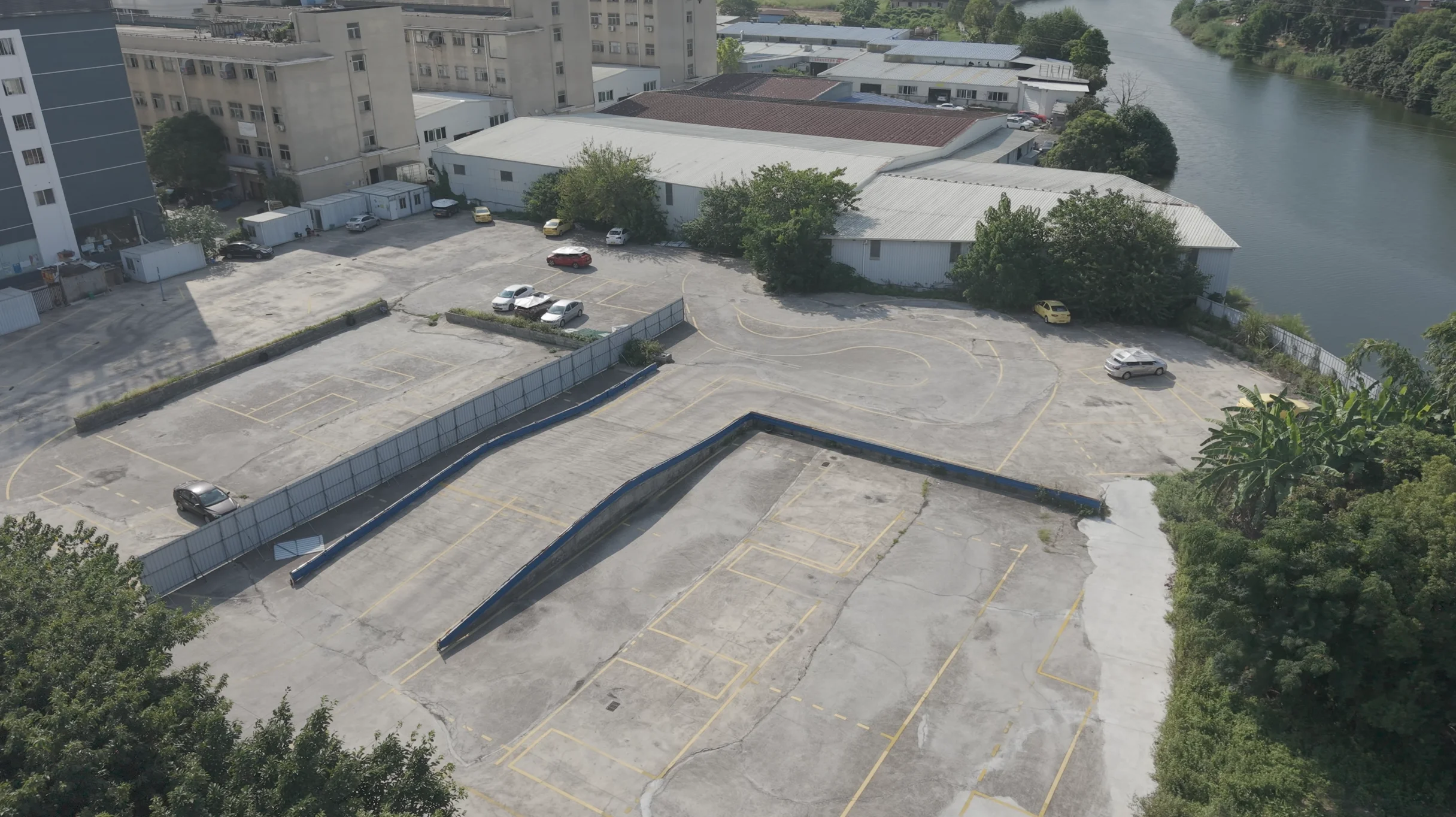 华川驾训 · 鑫昌明驾校（大学城校区）训练场实景2